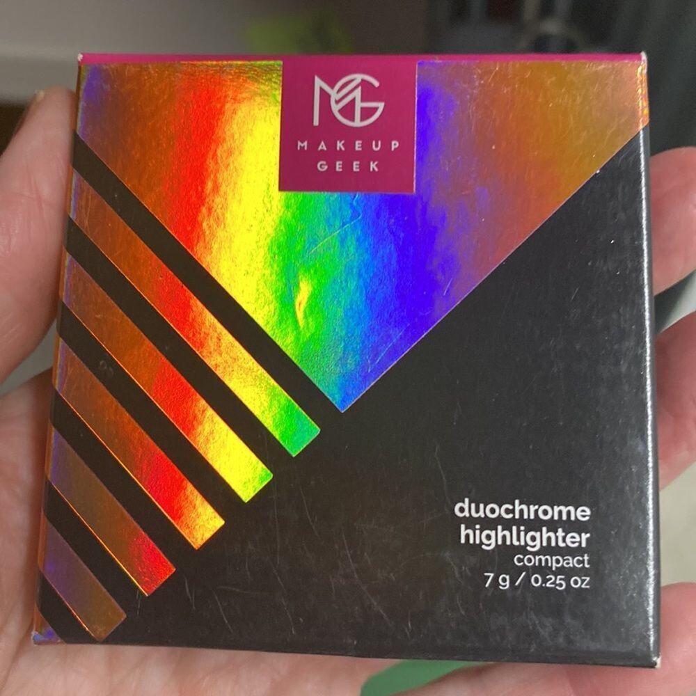 Makeup Geek Moon PhaseDuochrome Highlighter mirrored Compact Full Size Unopened